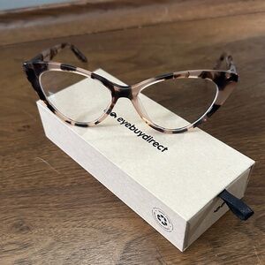 Tortoise Shell Cat Eye Glasses